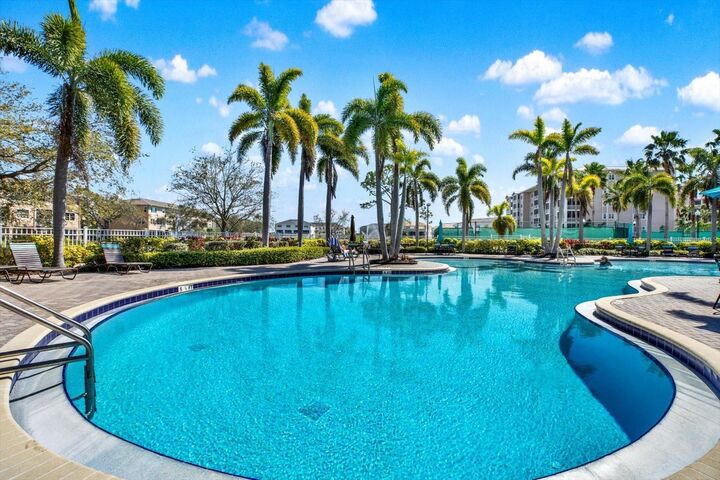 Property Photo: 7069 Key Haven Road 602 FL 33777