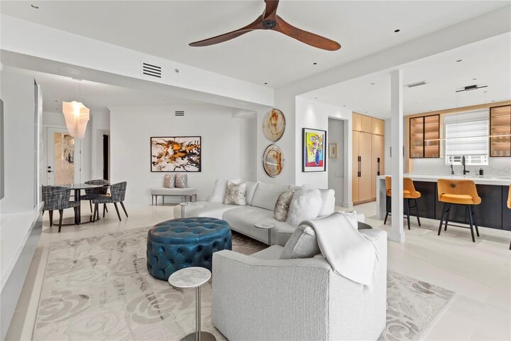 Property Photo: 6427 Moorings Point Circle 101 FL 34202