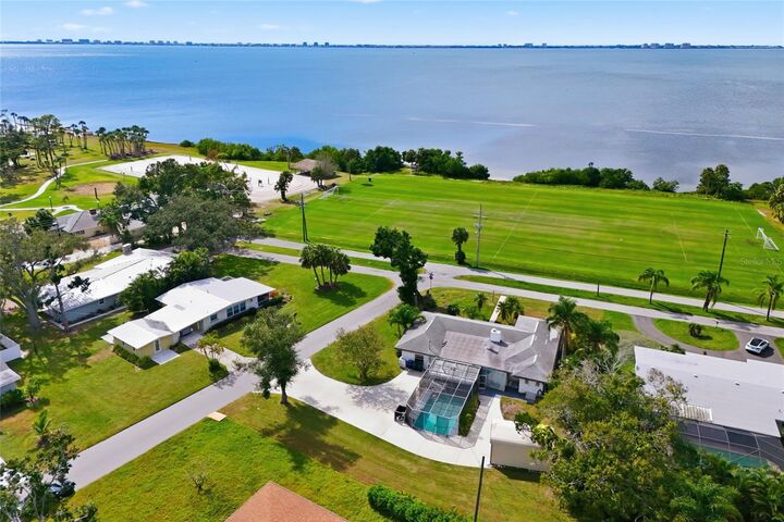 Property Photo: 6240 Uplands Boulevard FL 34243