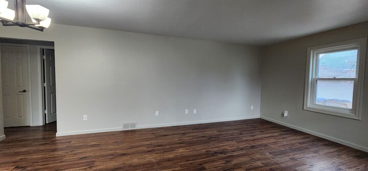 Property Photo:  922 University Ave W  ND 58703 