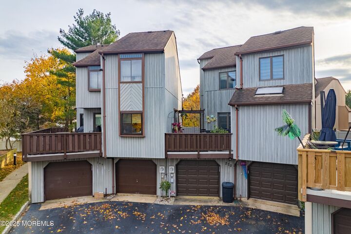 Property Photo:  270 Silver Lane  NJ 08857 