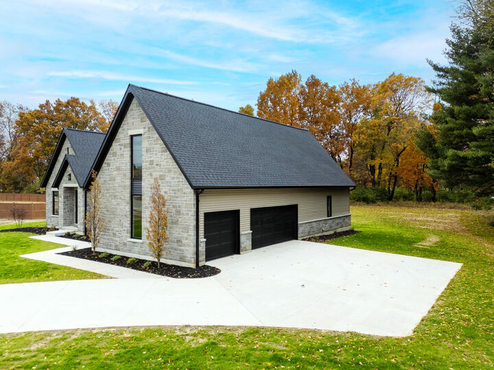 Property Photo: 6219 Medinah Lane MI 49004