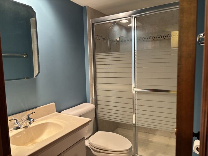 Property Photo:  4950 Tarrington Drive  IL 60010 