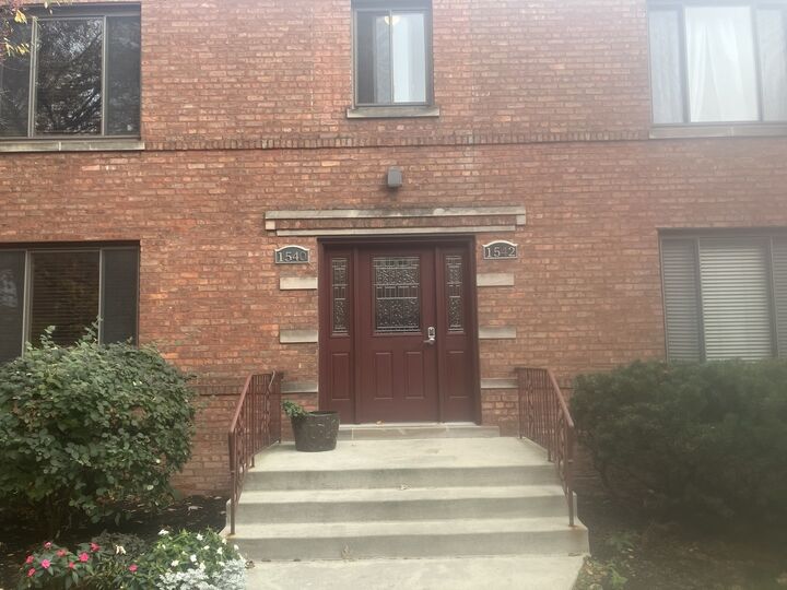 Property Photo: 1540 Ashland Avenue 1 IL 60305