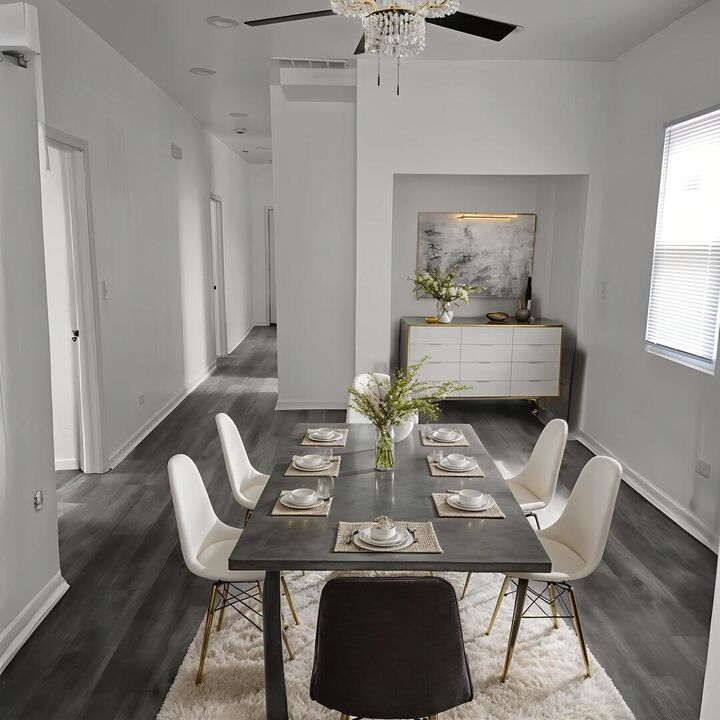 Property Photo: 411 N Lawler Avenue IL 60644