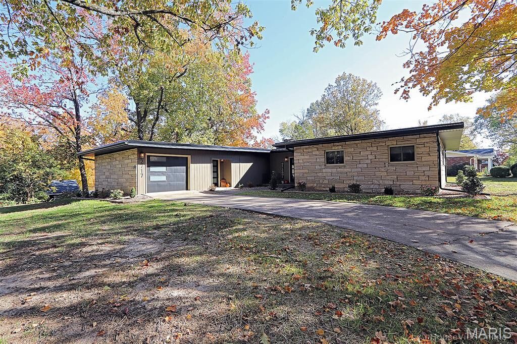 Property Photo:  2717 Jewel Drive  MO 63703 