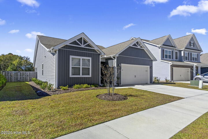 Property Photo:  124 Swingbridge Trail  NC 28445 