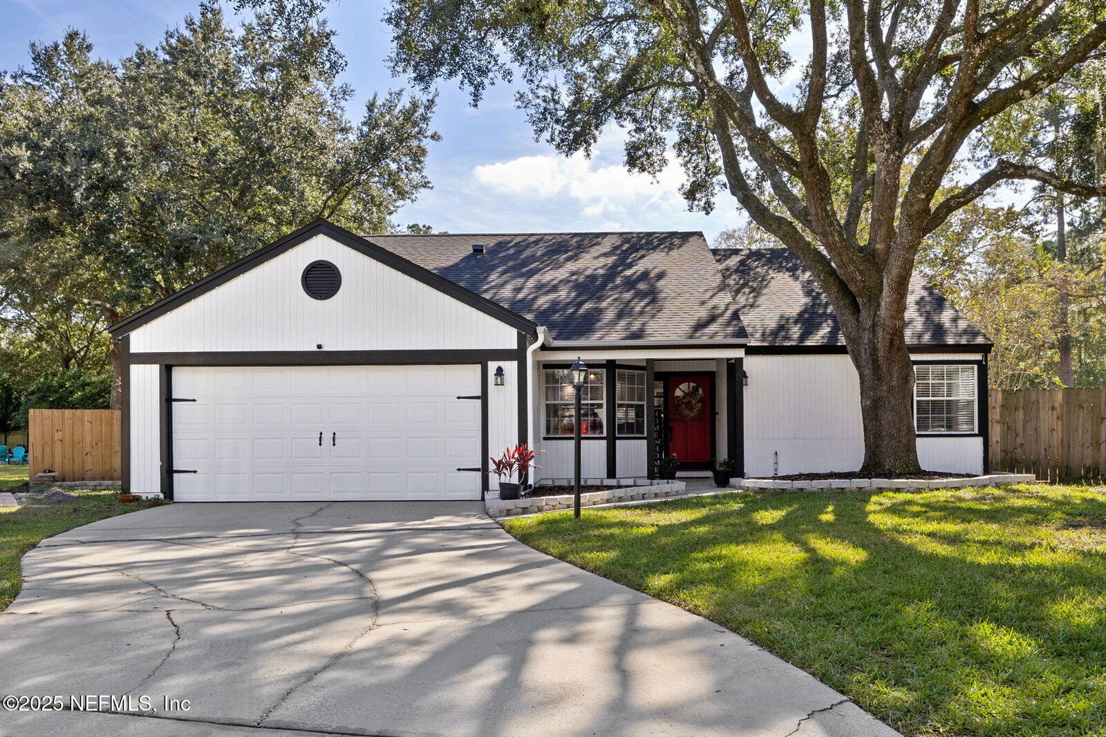 Property Photo:  4894 Northford Place E  FL 32257 