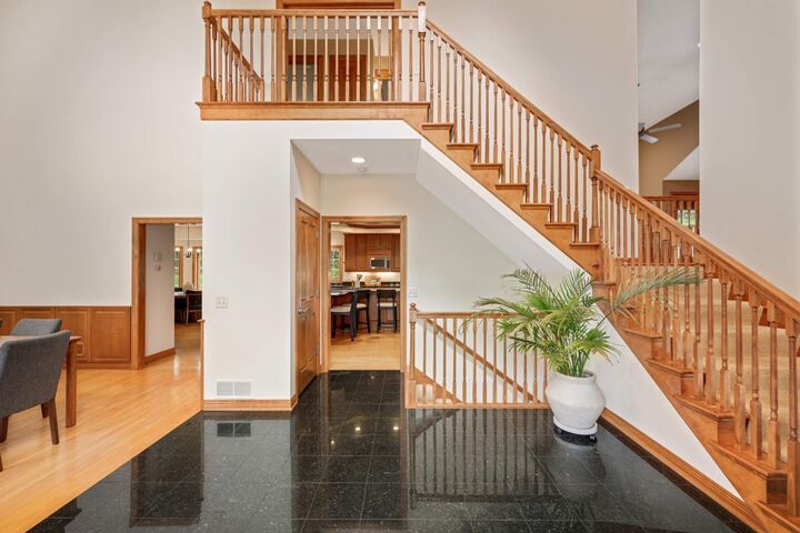 Property Photo: 6507 Orchard Ridge Trail MN 55129