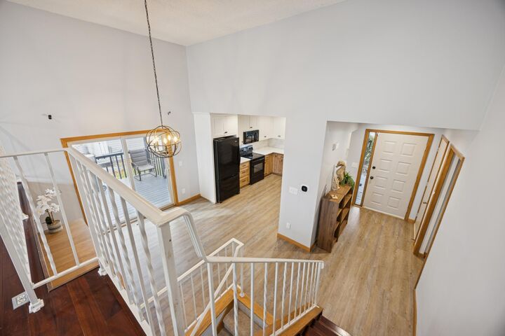 10485 Lee Drive  Eden Prairie MN 55347 photo