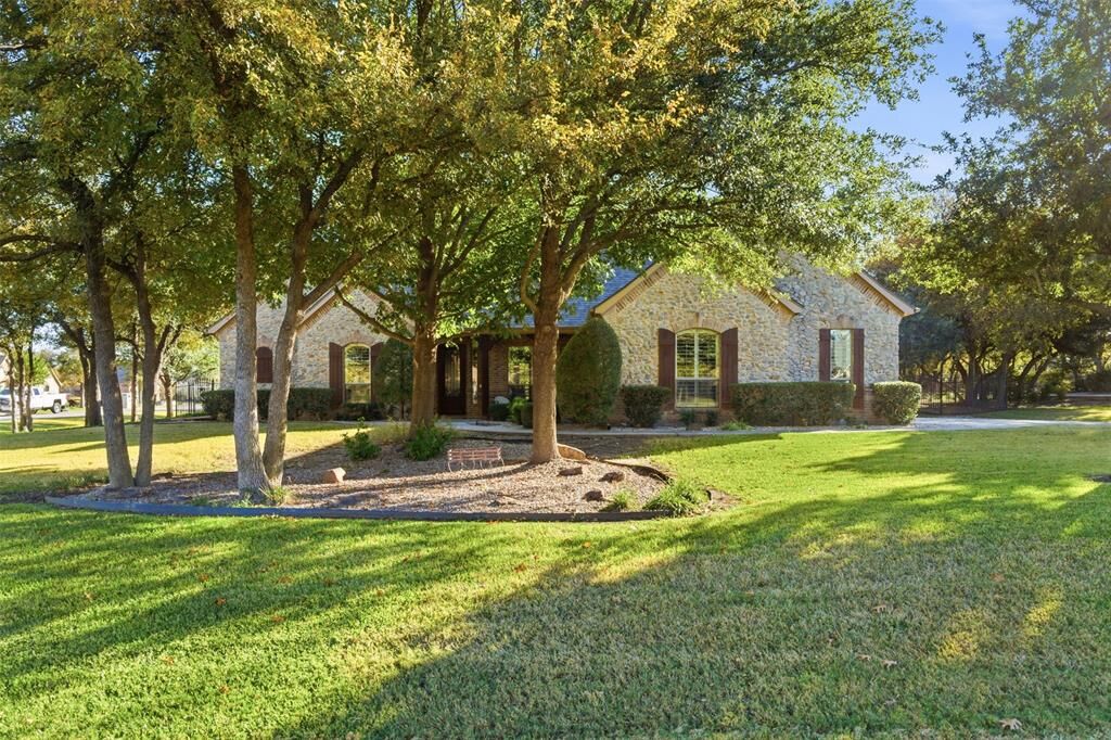 Property Photo:  5209 Arbor Mill Drive  TX 76135 