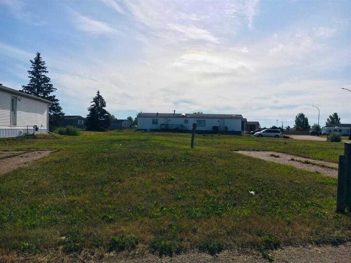 38 Deerglen Trailer Park — photo 1