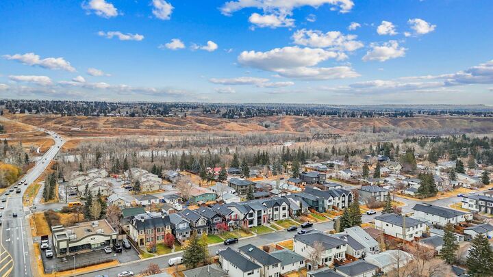 Property Photo: 8526 47 Avenue NW AB T3B 1Z9