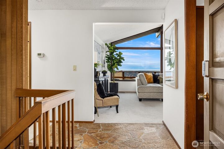 Property Photo: 4424 139th Avenue SE WA 98006