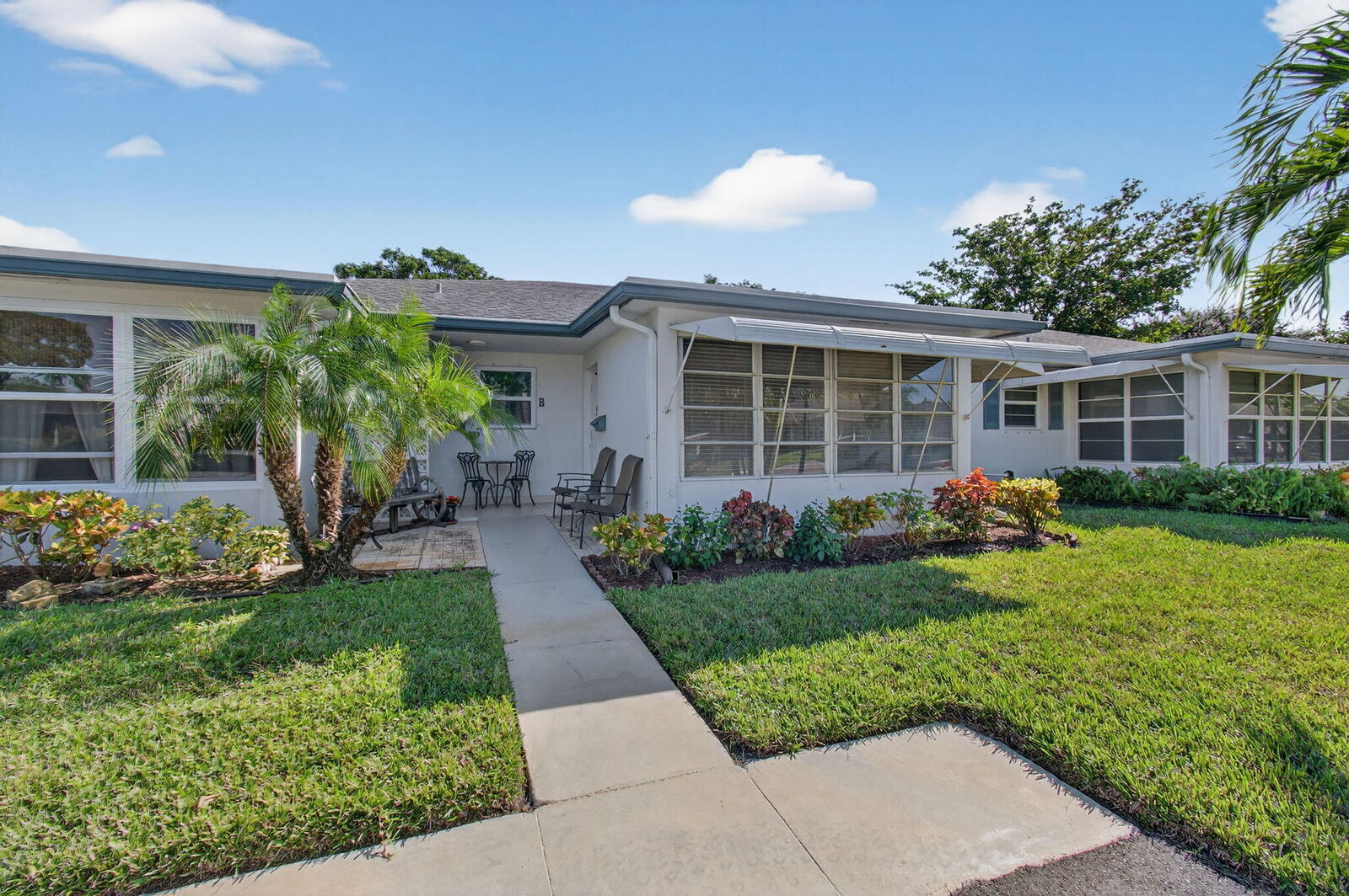 Property Photo:  1225 Club Drive W B  FL 33445 