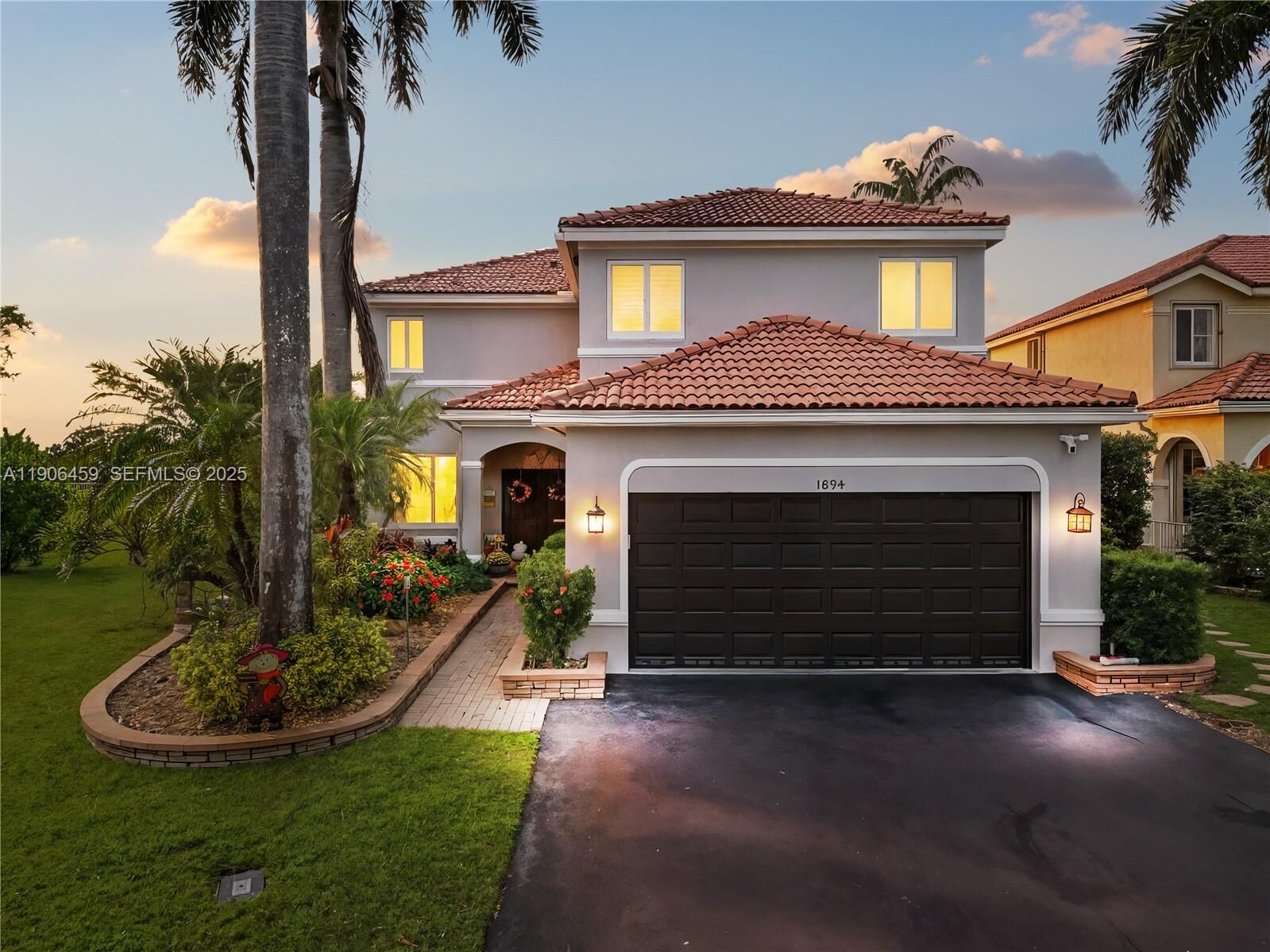 Property Photo:  1894 Aspen Ln  FL 33327 