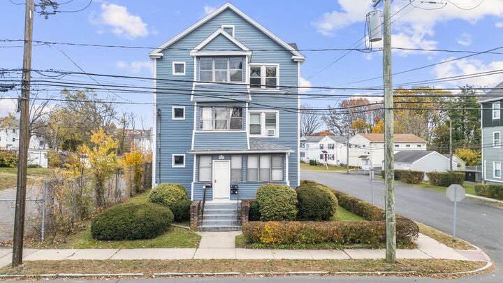 Property Photo: 1467 Corbin Avenue CT 06053