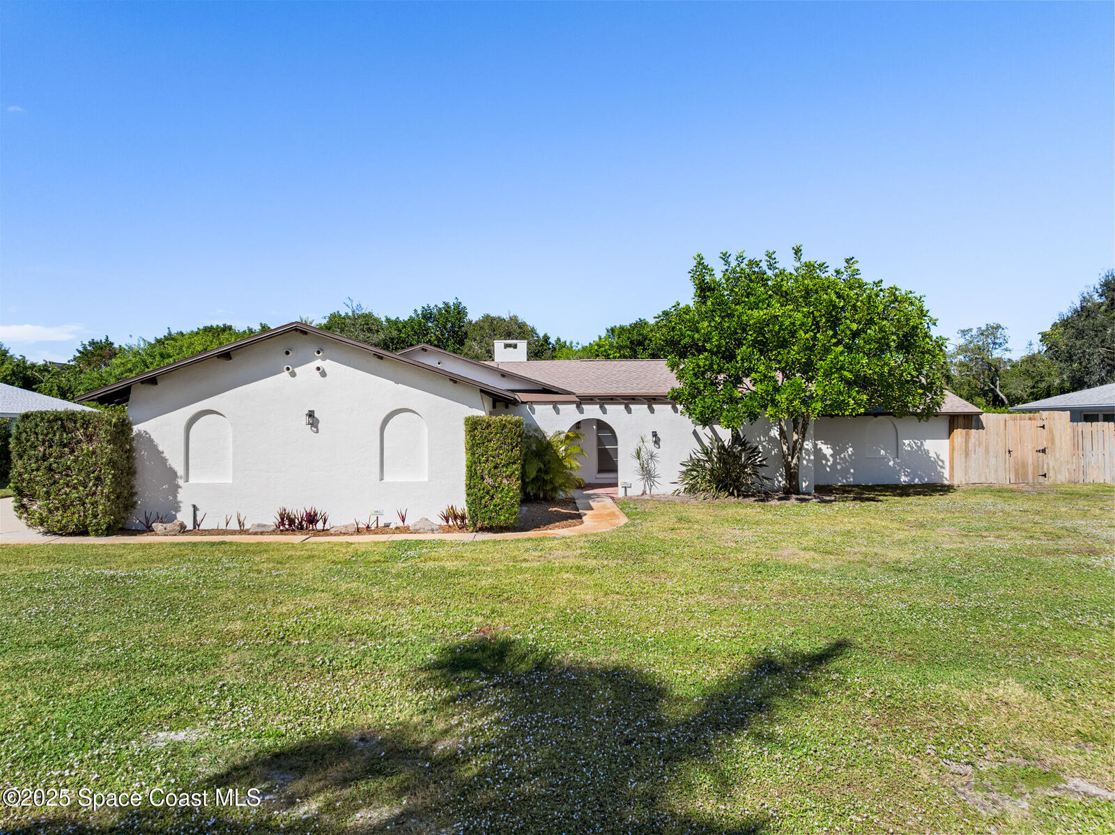 Property Photo:  724 Puesta Del Sol Plaza  FL 32903 