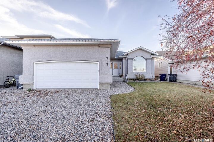 Photo de la propriété:  313 Victor Lane  SK S0K 1E0 