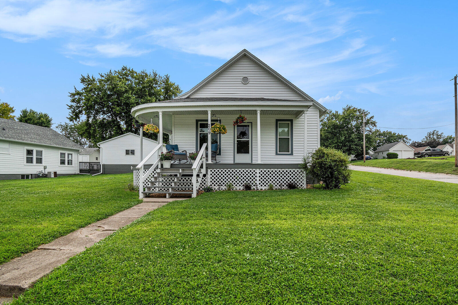 Property Photo: 209 1st Street IA 51559