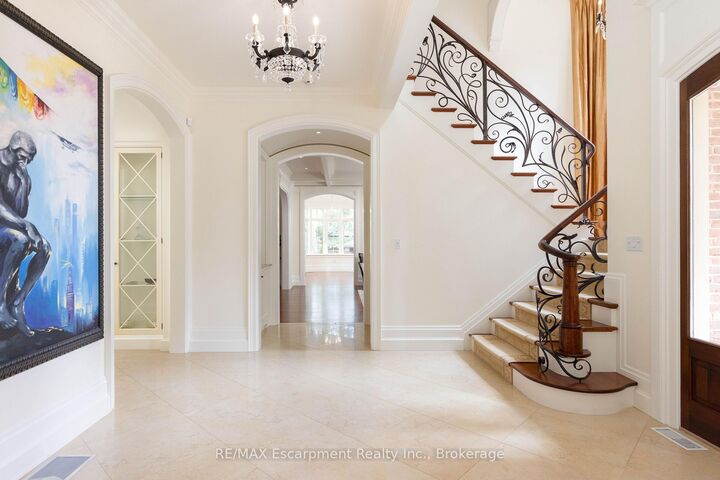 Property Photo:  1081 Argyle Drive  ON L6J 1A9 