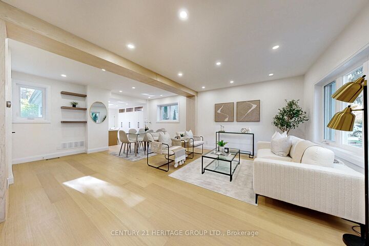 Property Photo:  547 Melrose Avenue  ON M5M 2A4 