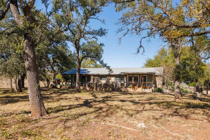 1071 Rolling Hills Drive  Wimberley TX 78676 photo