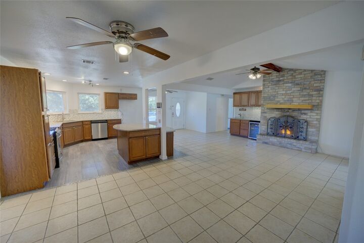 Property Photo: 681 Old Lytton Springs Road TX 78644
