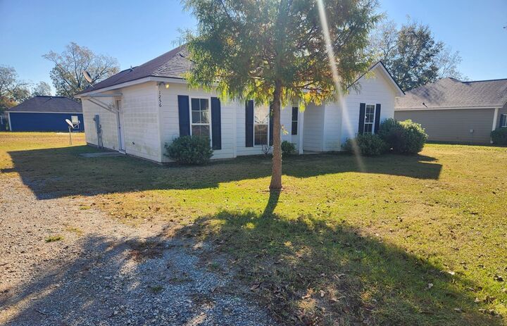 Property Photo:  1256 Ballpark Avenue NE  GA 39842 