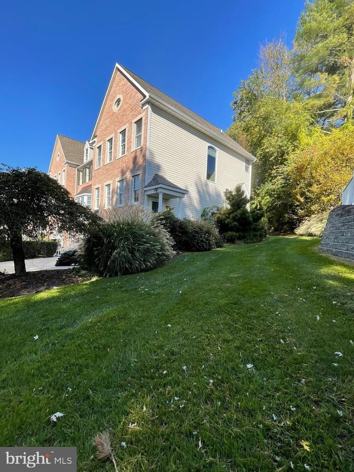 Property Photo: 52 Barrington Place MD 21014