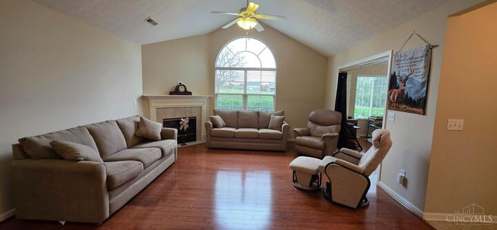 Property Photo: 1414 Cotswold Lane OH 45013