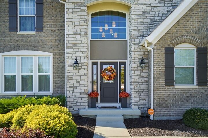 Property Photo: 9907 Kensington Lane OH 45040