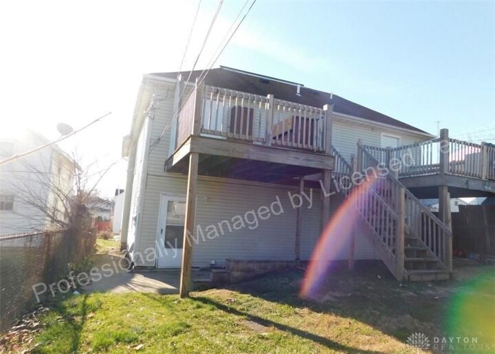 Property Photo: 1580 Highland Avenue 1582 1/2 OH 45503