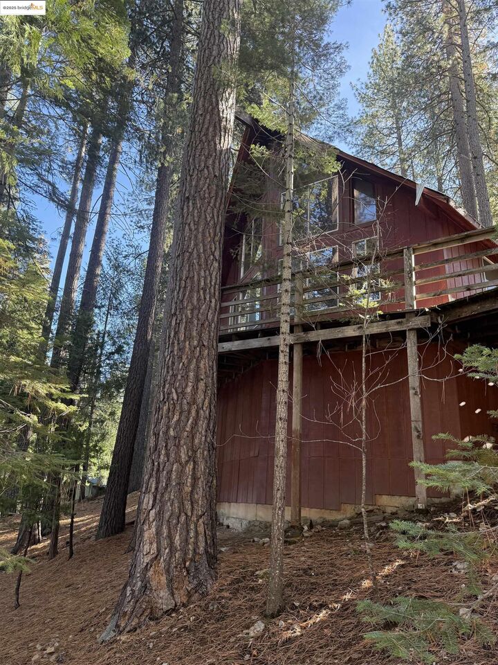 Property Photo: 22164 Sarah Cicle CA 95335