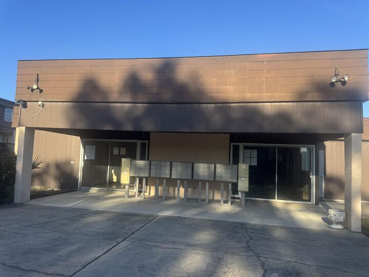 Property Photo: 403 NW Marshall Court 2 FL 32548