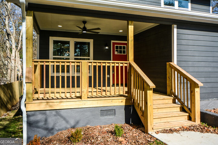 Property Photo: 1679 Emerald Avenue SW GA 30310