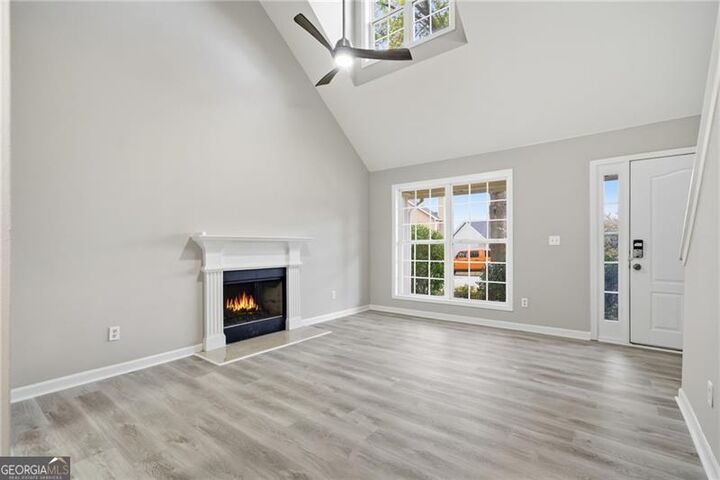 Property Photo: 6545 White Walnut Way GA 30517