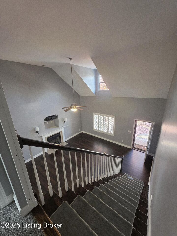 Property Photo:  188 Lincoln Station Dr  KY 40067 