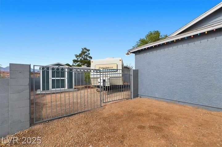 Property Photo:  4000 Dale Evans Drive  NV 89108 