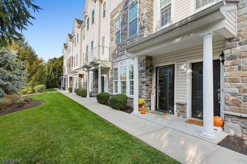 Property Photo: 5 Clover Ln NJ 07026