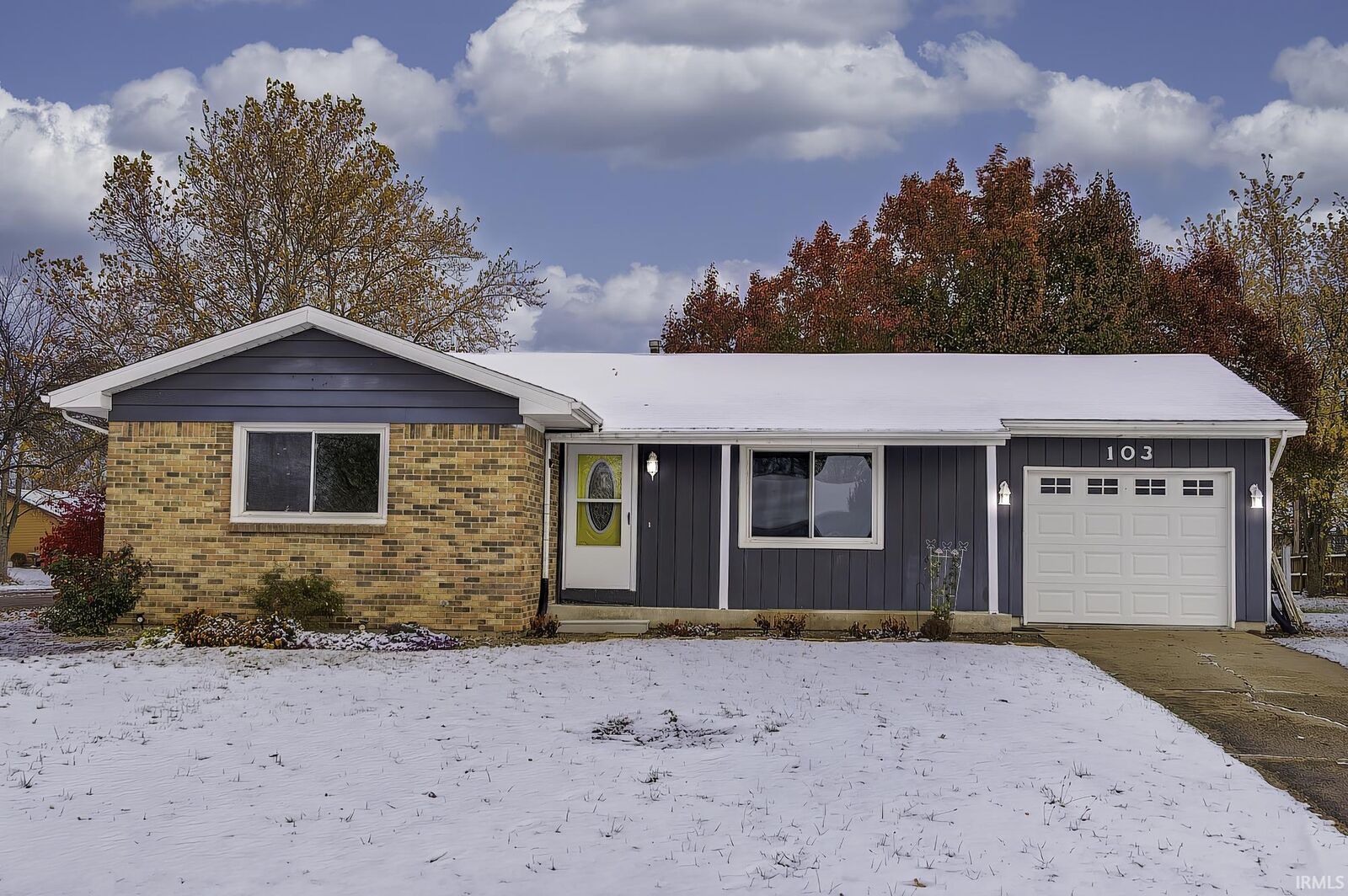 Property Photo:  103 Straford Court  IN 46733-2935 