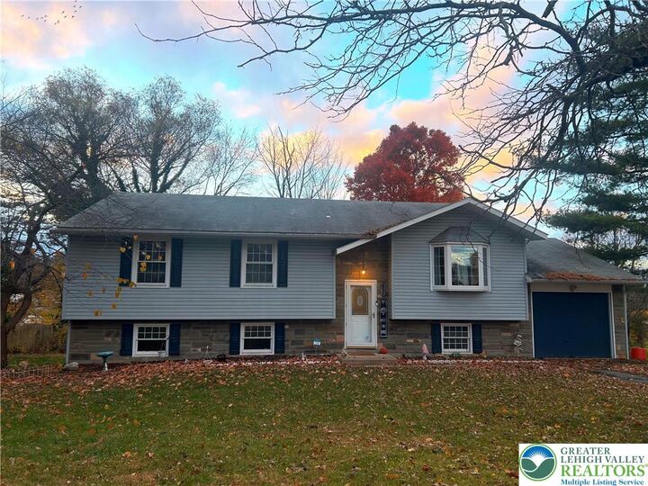 2316 Wagon Wheel Drive  Forks Twp PA 18040 photo