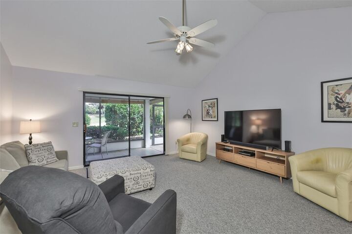Property Photo:  1305 Spry Court  FL 33573 