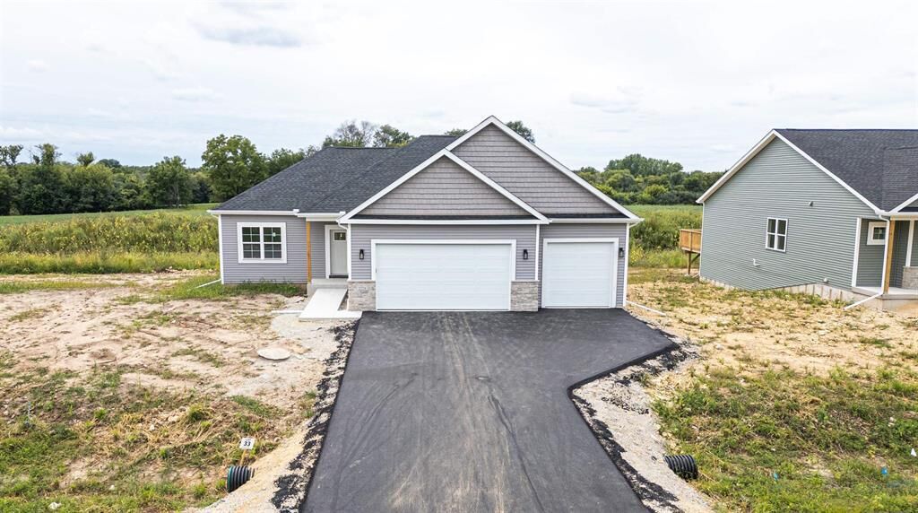 Property Photo:  924 Duke St  WI 53006 