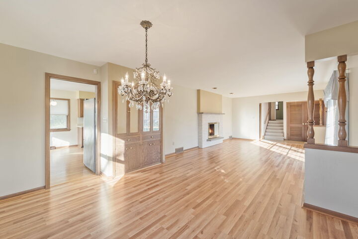 Property Photo: 7425 N Redwood Rd WI 53209