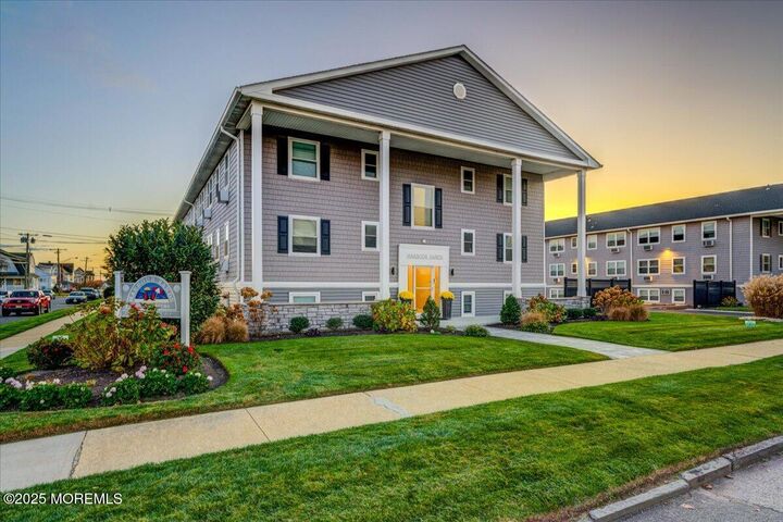 Property Photo:  201 2nd Avenue 4B  NJ 07719 