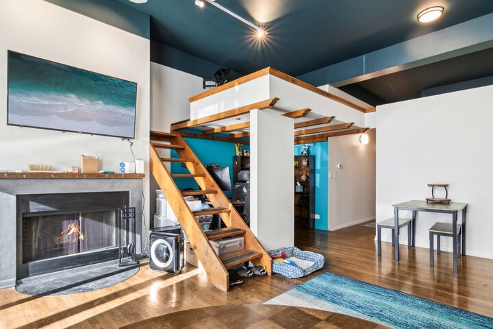 Property Photo: 2343 N Greenview Avenue 111 IL 60614