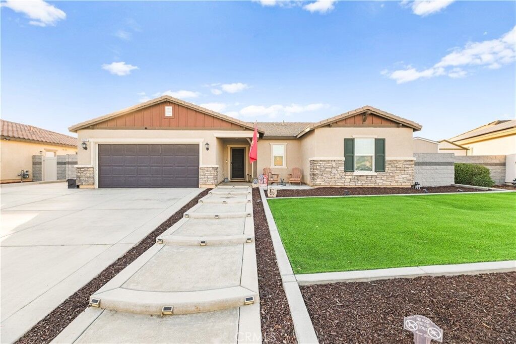 Property Photo:  26691 Calle Celia  CA 92585 