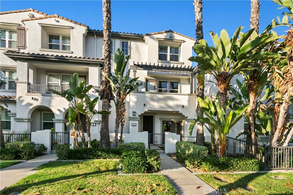 Property Photo: 52 Preston CA 90621