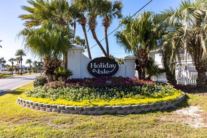 Property Photo:  631 Gulf Shore Drive  FL 32541 